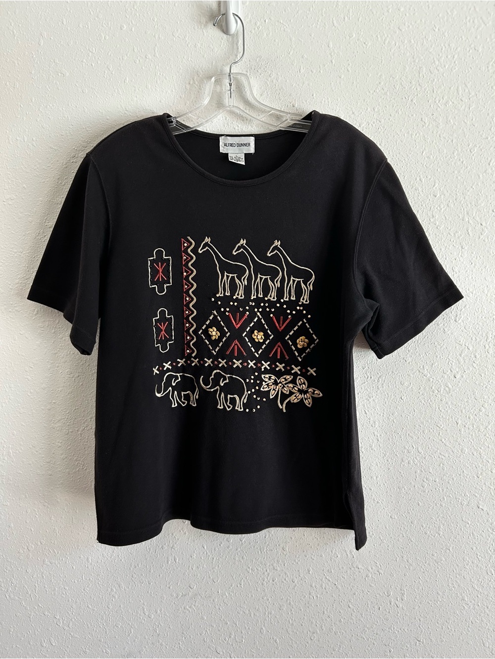Alfred Dunner Knit Top Women's Size L Black Embroidered Jungle Animal Safari